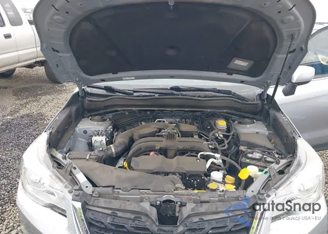 2017 Subaru Forester 2.5I Limited z USA, uszkodzony, nr VIN JF2SJAJC2HH420510